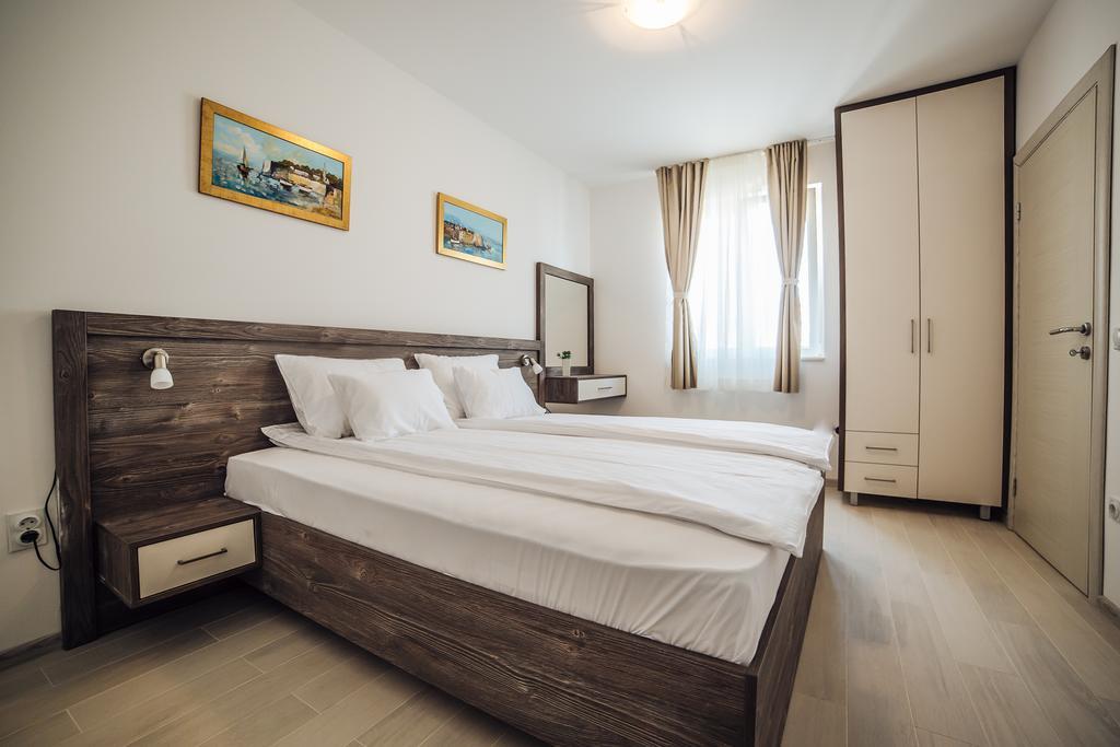 Apartments Harmonia Τίβατ Εξωτερικό φωτογραφία