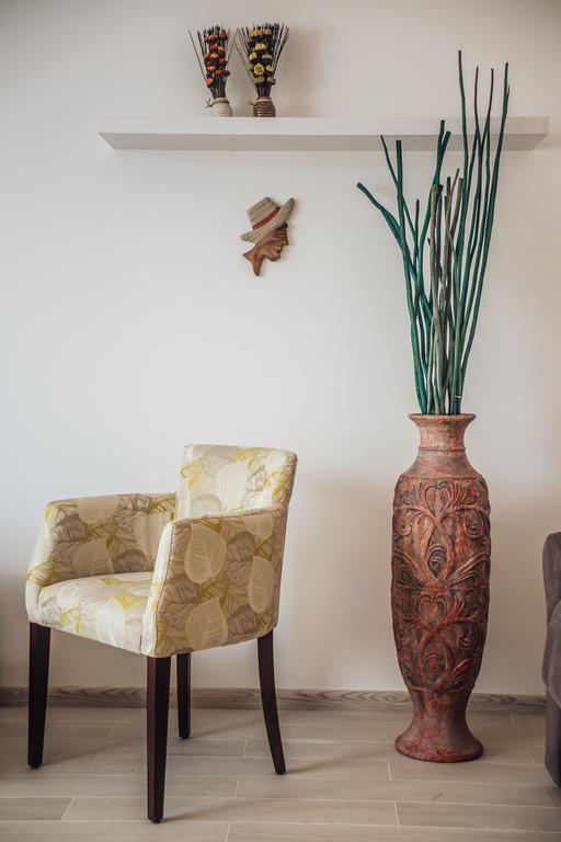 Apartments Harmonia Τίβατ Εξωτερικό φωτογραφία