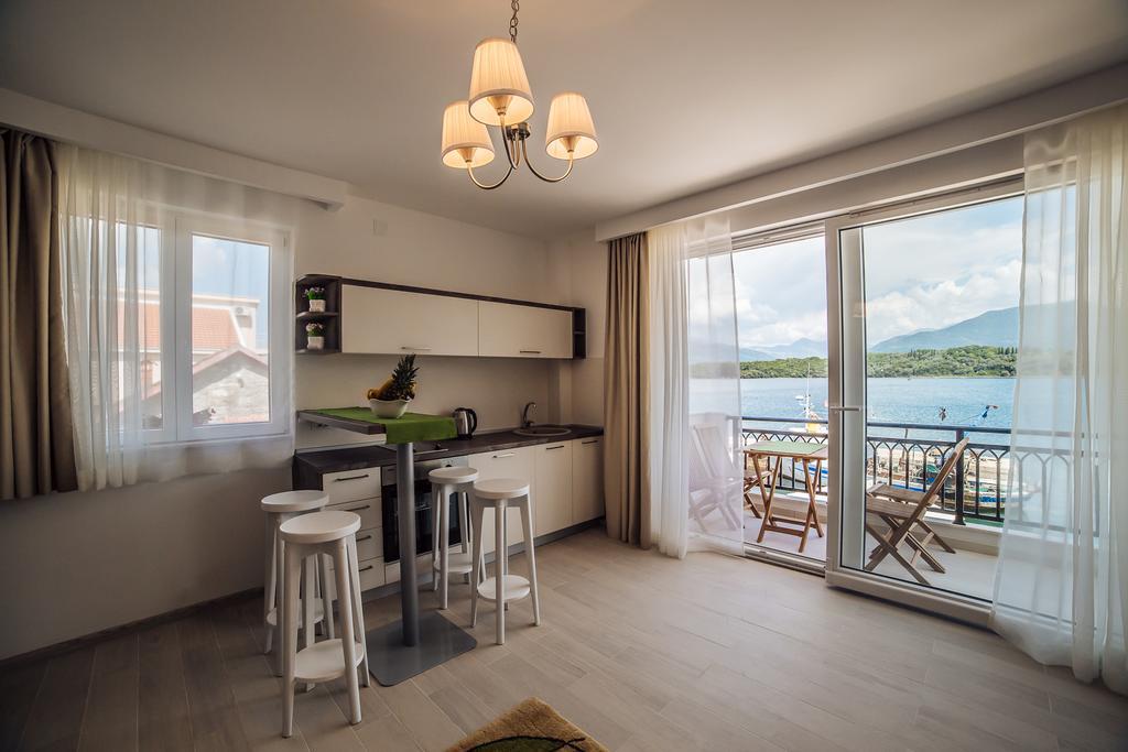 Apartments Harmonia Τίβατ Εξωτερικό φωτογραφία