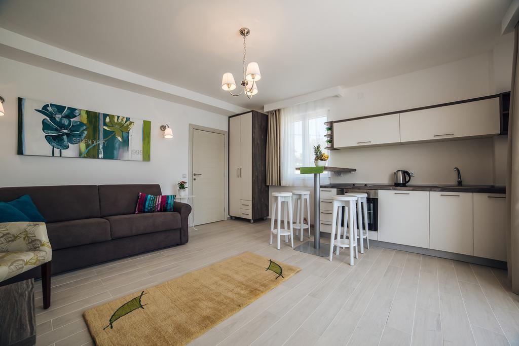 Apartments Harmonia Τίβατ Εξωτερικό φωτογραφία