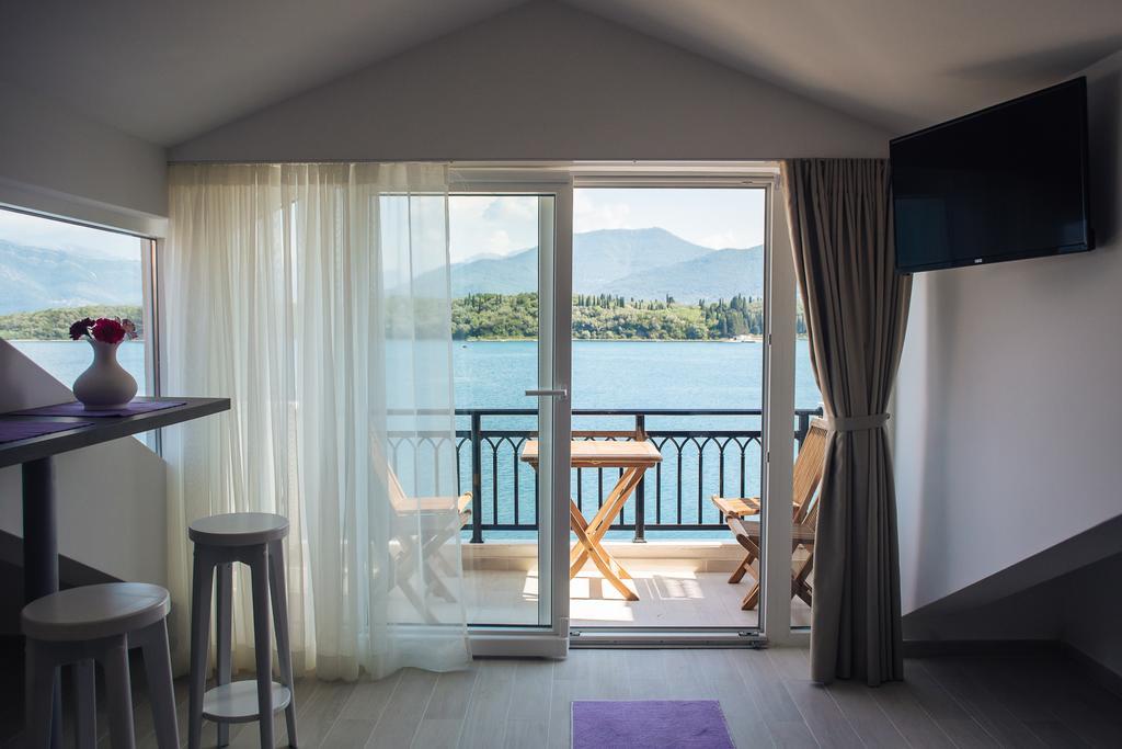 Apartments Harmonia Τίβατ Εξωτερικό φωτογραφία